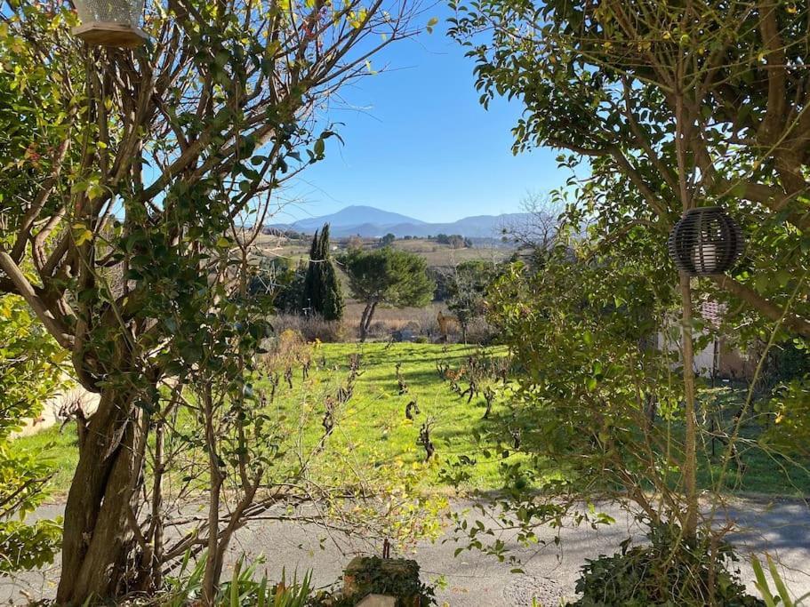 La Vue Sur Le Mont Ventoux, Appartement & Parking Cairanne Exterior photo